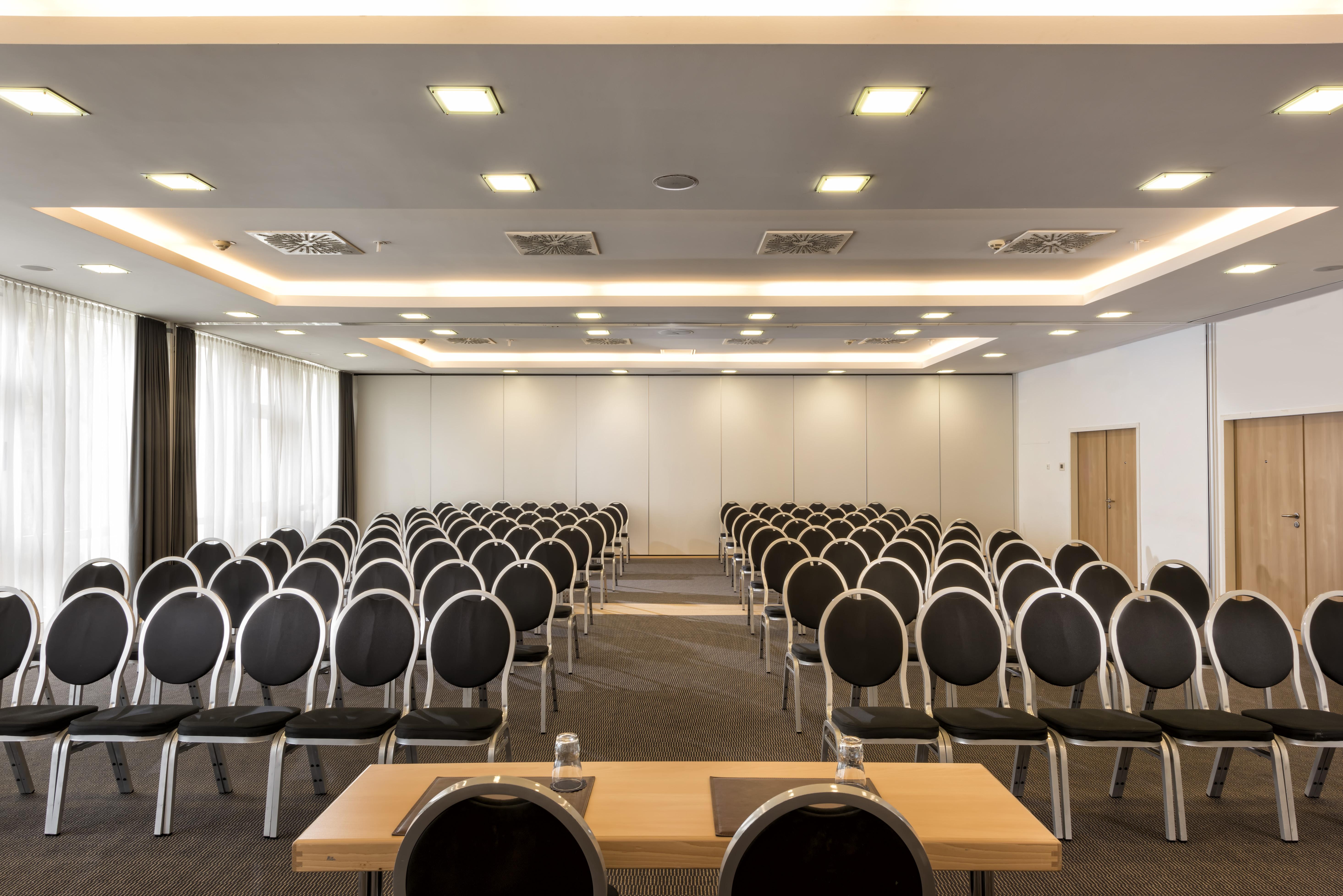 Mercure Hotel Bielefeld Johannisberg Negócio foto