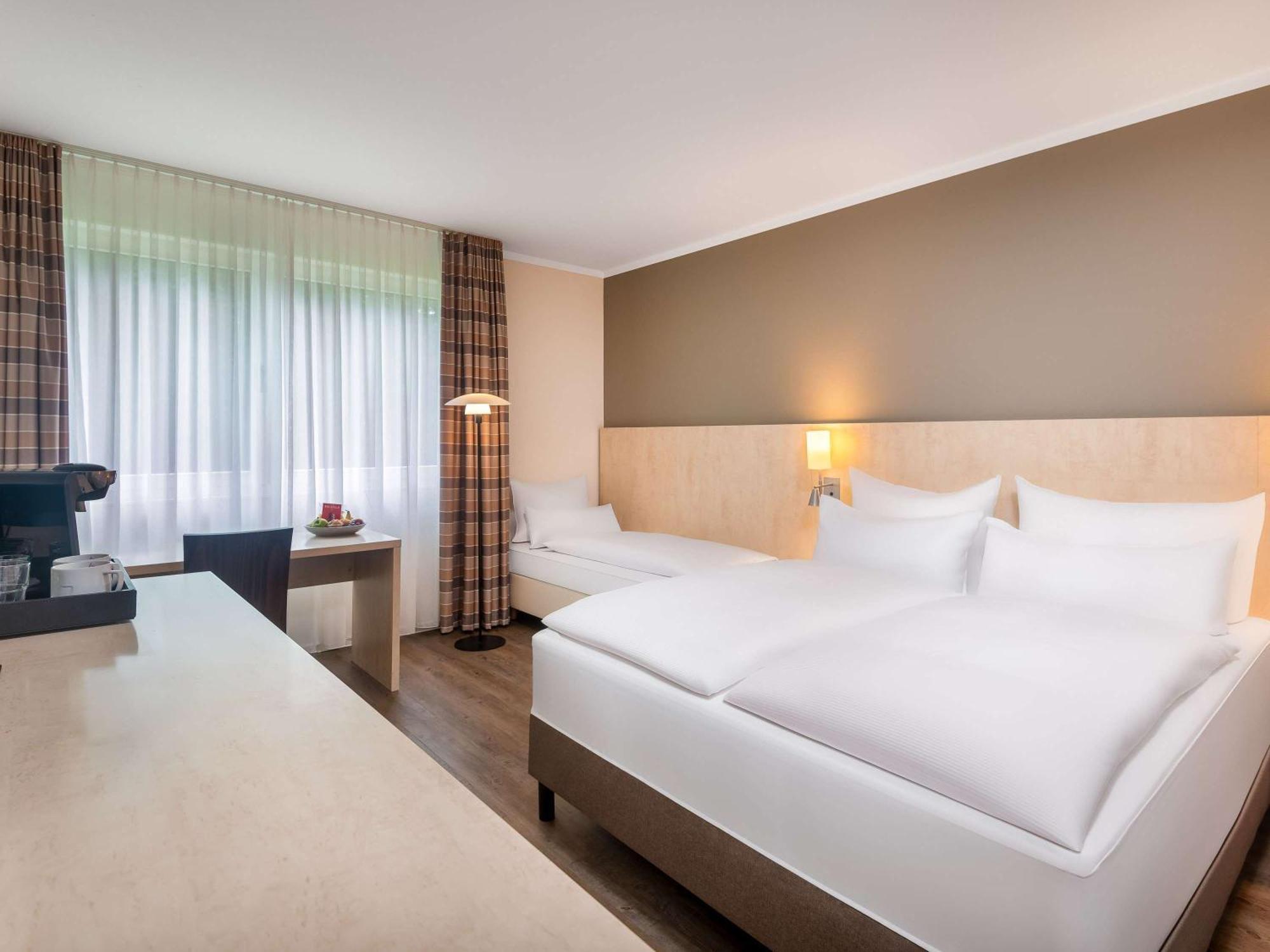 Mercure Hotel Bielefeld Johannisberg Exterior foto